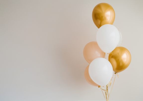 Ballons in gold, rosa &amp; weiß